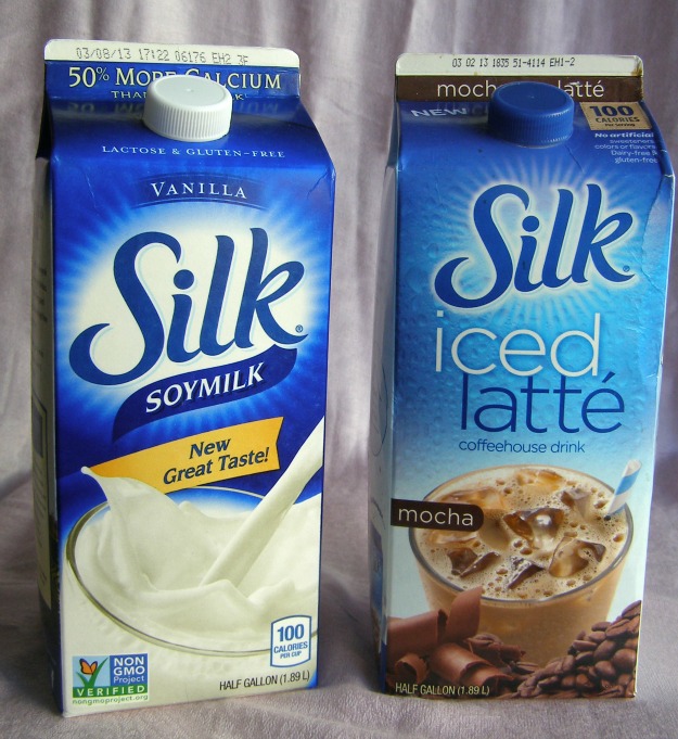 Silk Vanilla Soy Chai Tea Latte Recipe from Growing Up Gabel @thegabels  #recipe