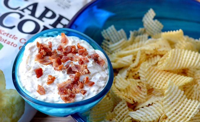 Need a delicious pot luck recipe? Look no further than this homemade potato chip dip. Made with sour cream, caramelized onions and bacon, you'll always bring home an empty dish. 