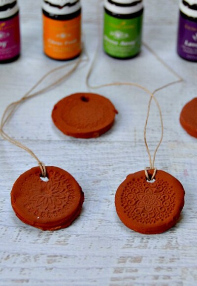 Take your favorite essential oils with this super easy craft - clay necklaces! This simple craft is inexpensive and perfect for kids