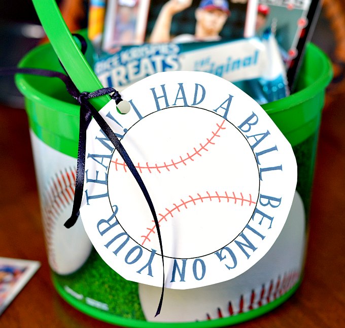 Here are the best 44 great baseball gift ideas for 2023