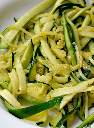 Making zucchini noodles with a mandolin quick and easy! See how to make and then how to cook zucchini noodles with this recipe and tutorial for a healthy alternative to pasta.