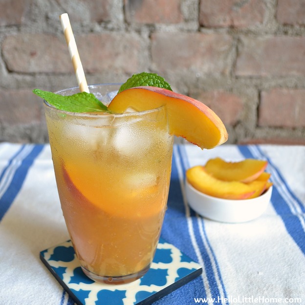 25 Refreshing Peach Cocktails and Smoothies