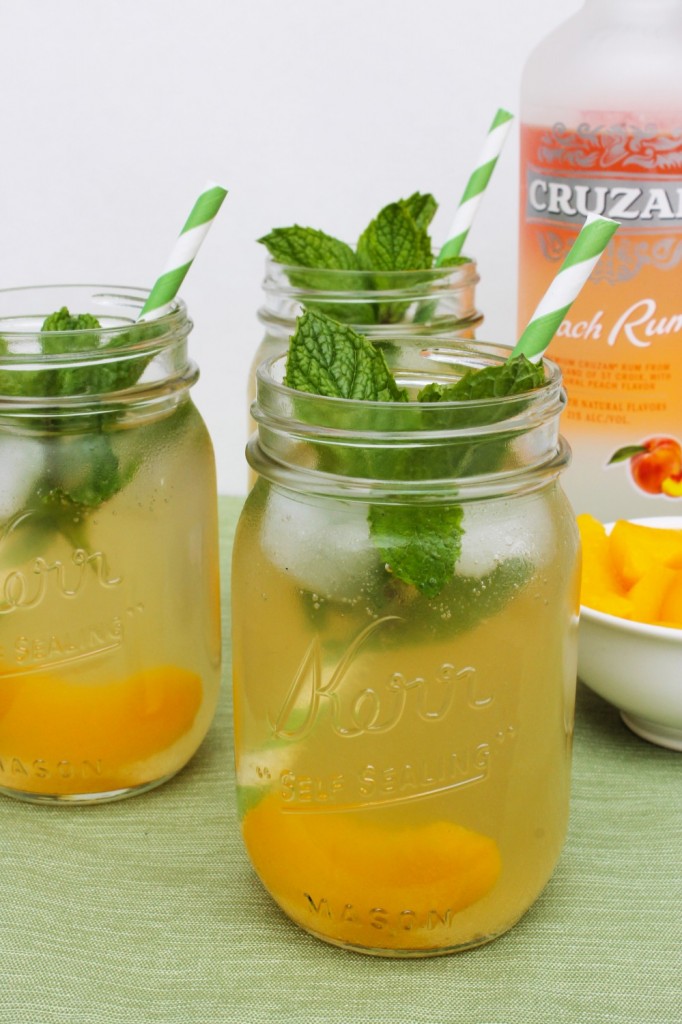 25 Refreshing Peach Cocktails and Smoothies