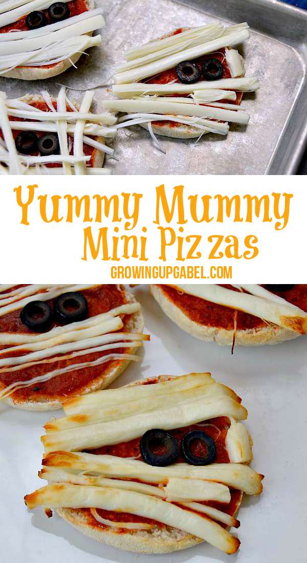 Need a fun Halloween recipe? Make these easy mini mummy pizzas! Perfect for filling tummies before trick or treating. 