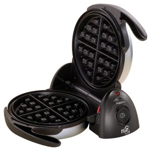 Time Saving Kitchen Gadgets : Waffle Maker |growingupgabel.com