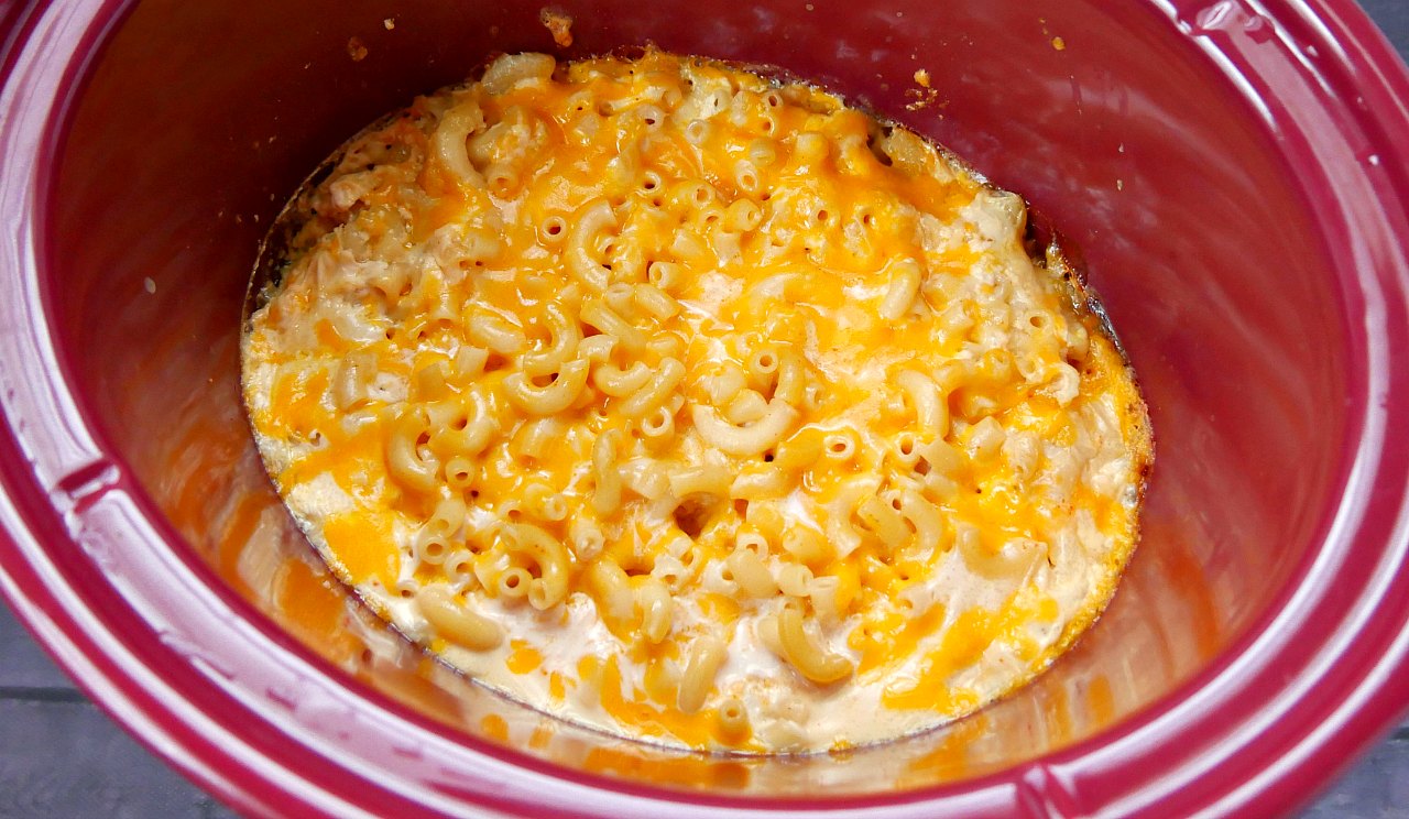 No Boil Slow Cooker Mac and Cheese