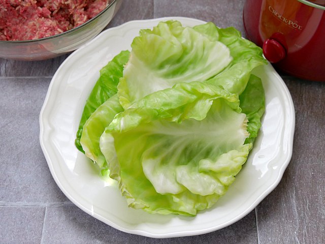 Steamed Cabbage Leaves