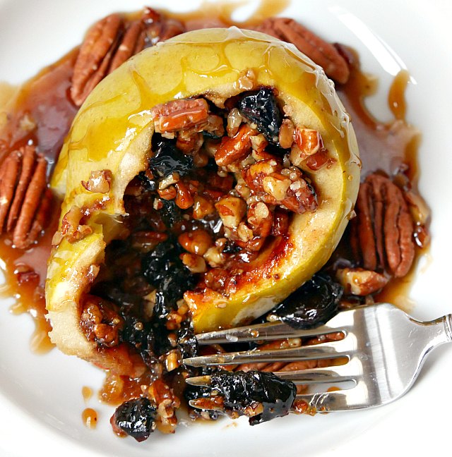 Stuffed Apples with Pecans