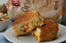 Grilled Bacon Chipotle Pimento Cheese Sandwiches