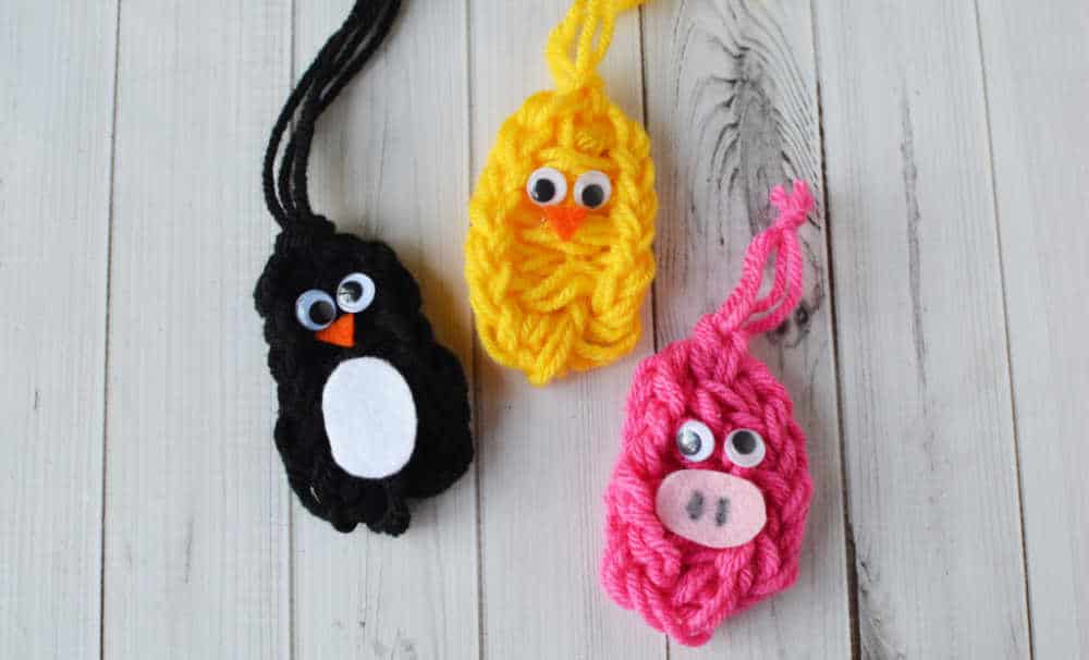 Fun Finger Knitting Patterns for Kids: Butterfly, Penguin, Pig and Chick