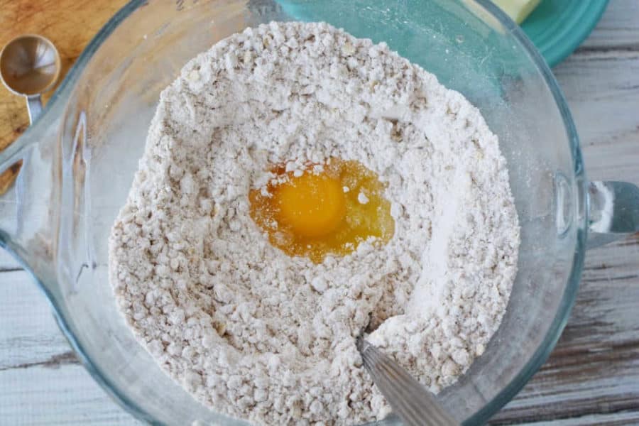 Cake mix with egg in it 