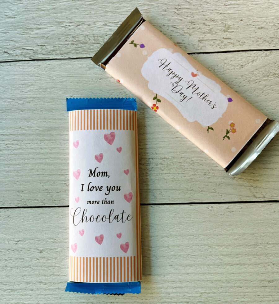Candy bars wrapped in printable Mother's Day candy bar wrappers