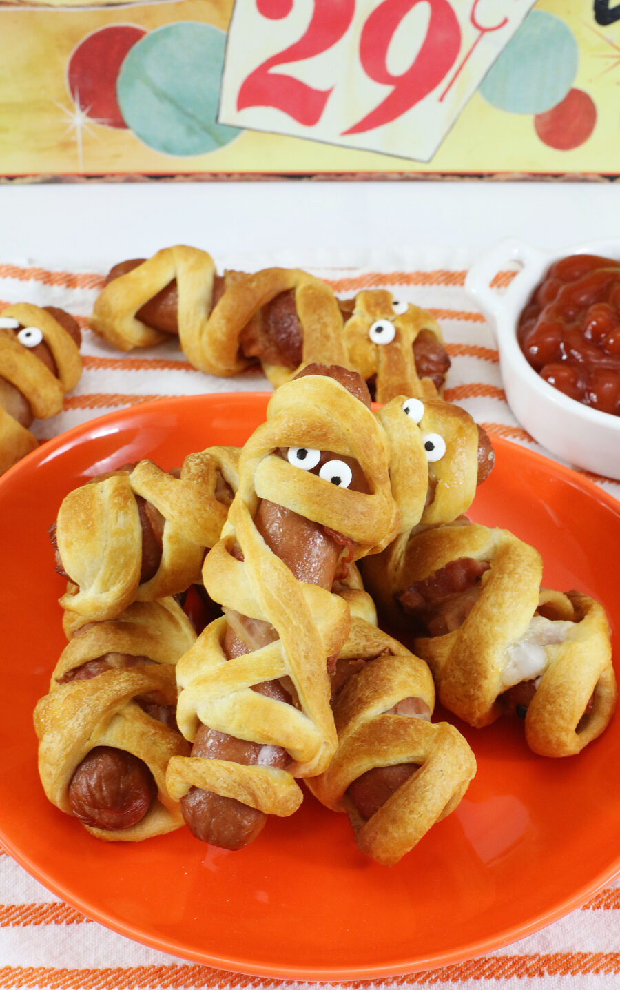 Mummy dogs on a plate